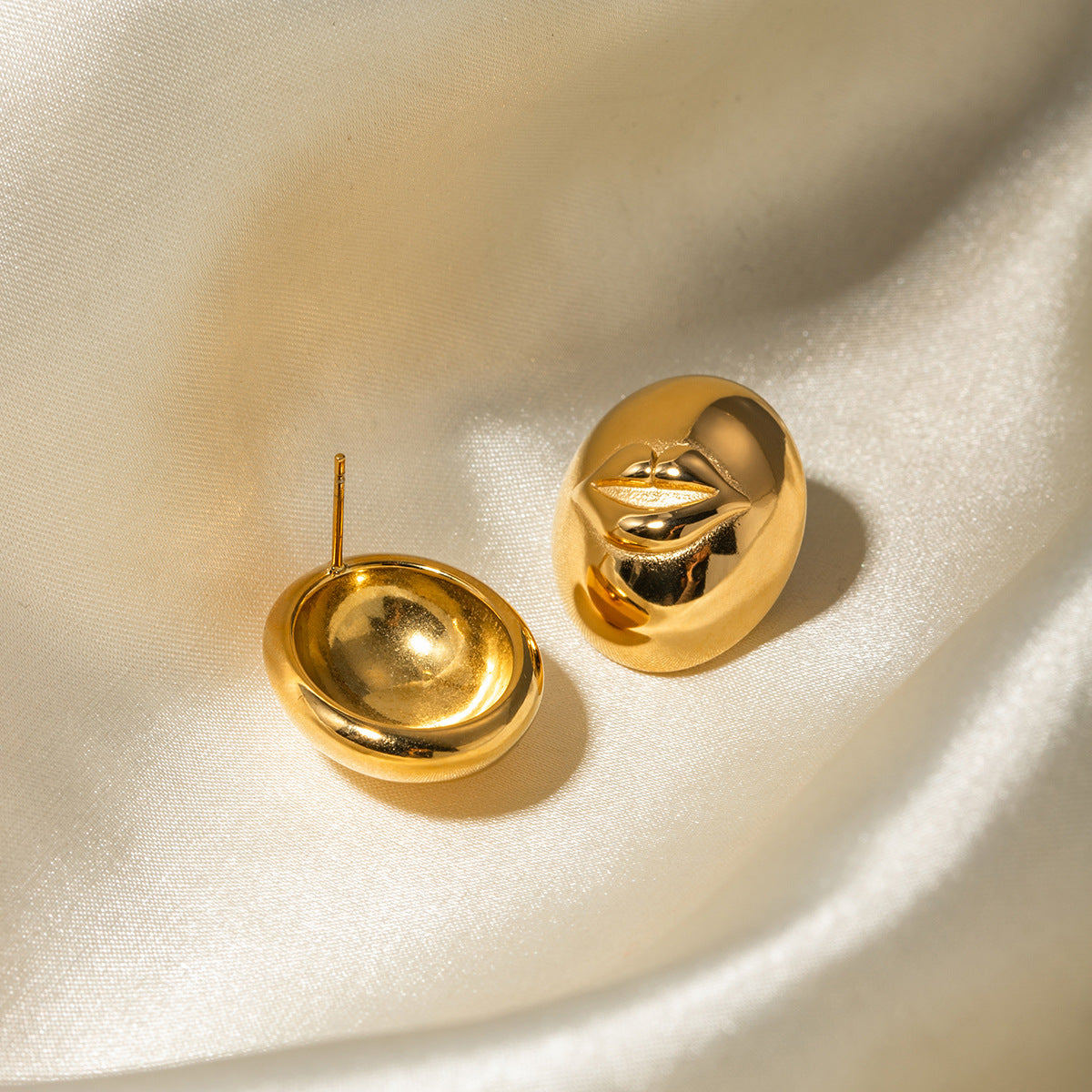 5pcs New Titanium Steel Gold-Plated Earrings Stylish 18K Gold Stainless Steel Chubby Lip Oval Stud Earrings Accessories