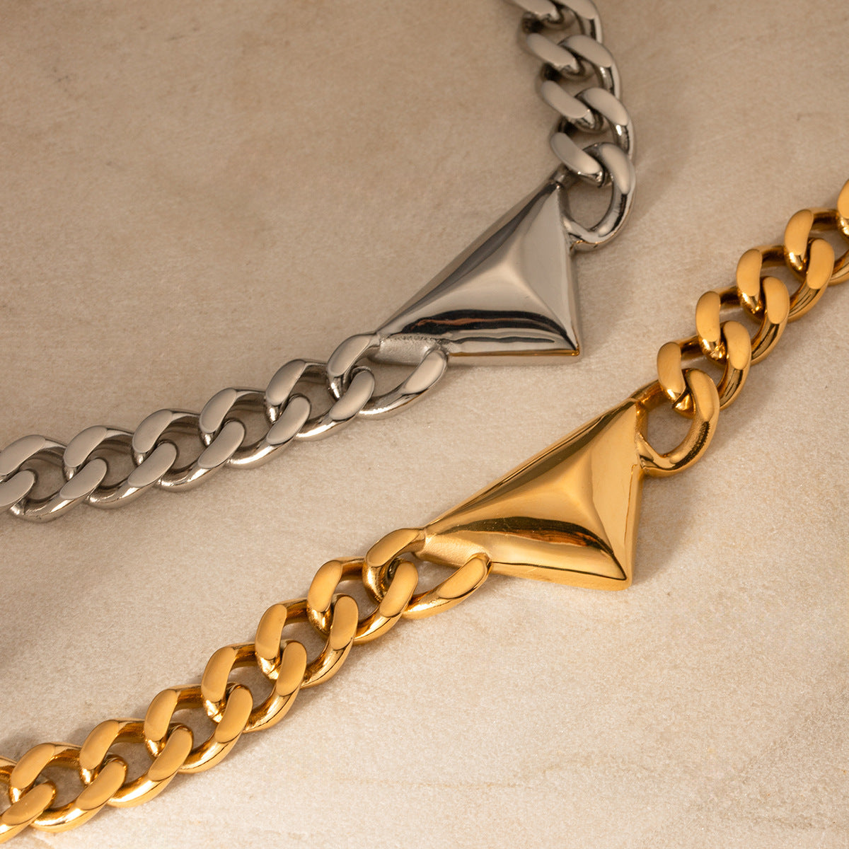 5pcs 18K Gold Stainless Steel Triangle Necklace Cuban Chain 45Cm Jewelry Simple Design Necklace