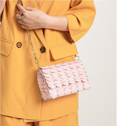 Women's Bag New  The Same Mobile Phone Bag Chain Shiny Piece Bead Bag Single Shoulder Crossbody Bag Small Bag