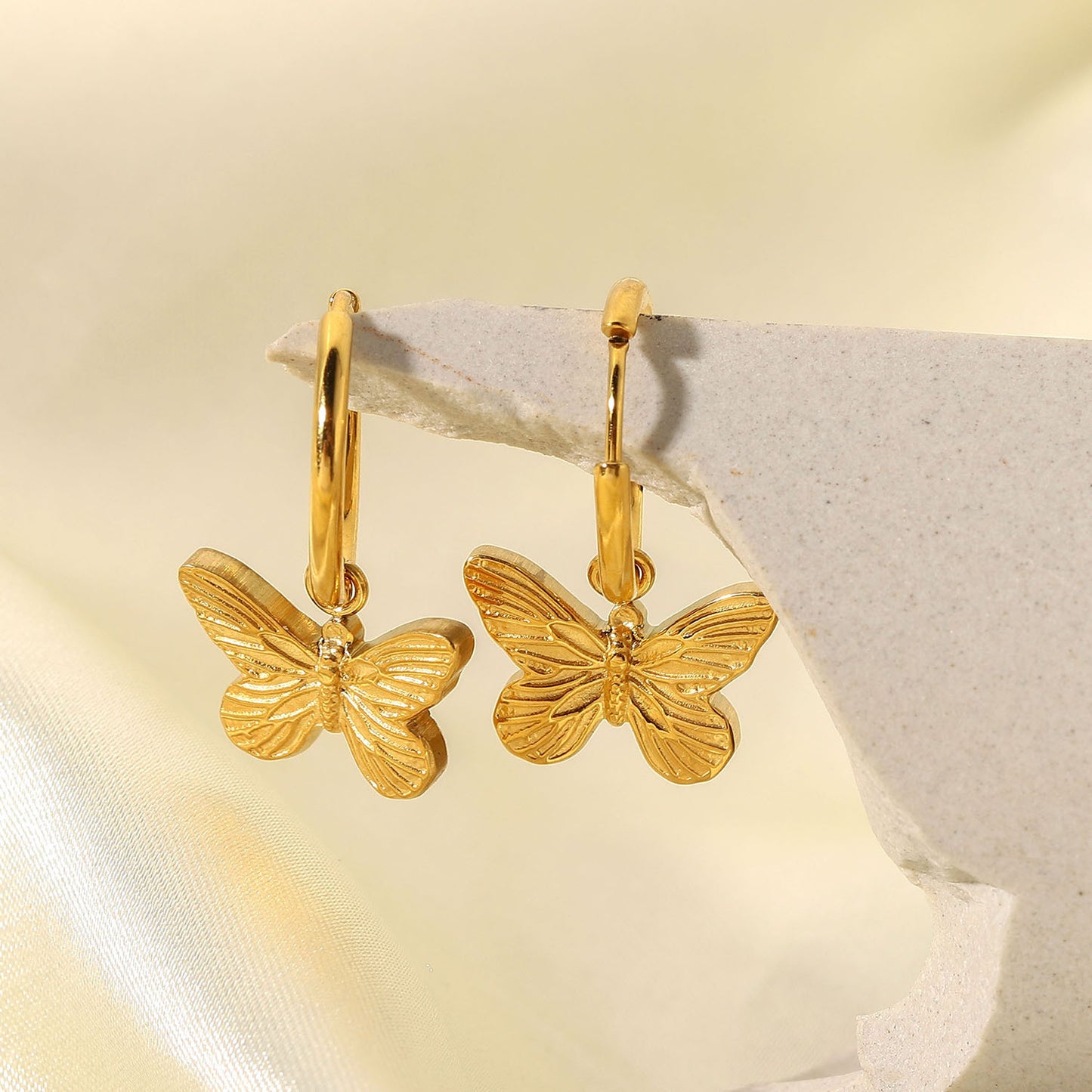 5pcs Retro Butterfly Ear Buckle Women's Stainless Steel New Fashion Niche Pendant Design Feel Earrings
