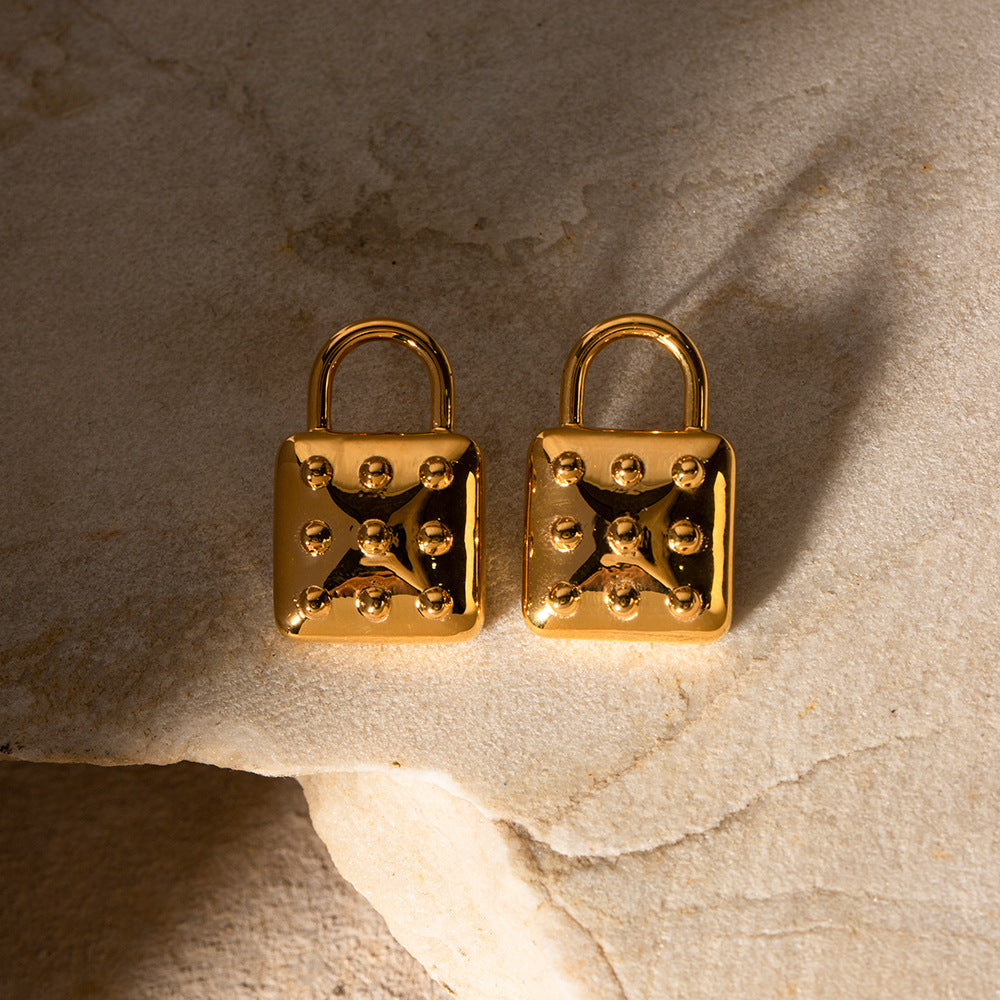5pcs Titanium Steel Lock Earrings Stud New Fashion Temperament Niche Design Female Earrings Punk Earrings