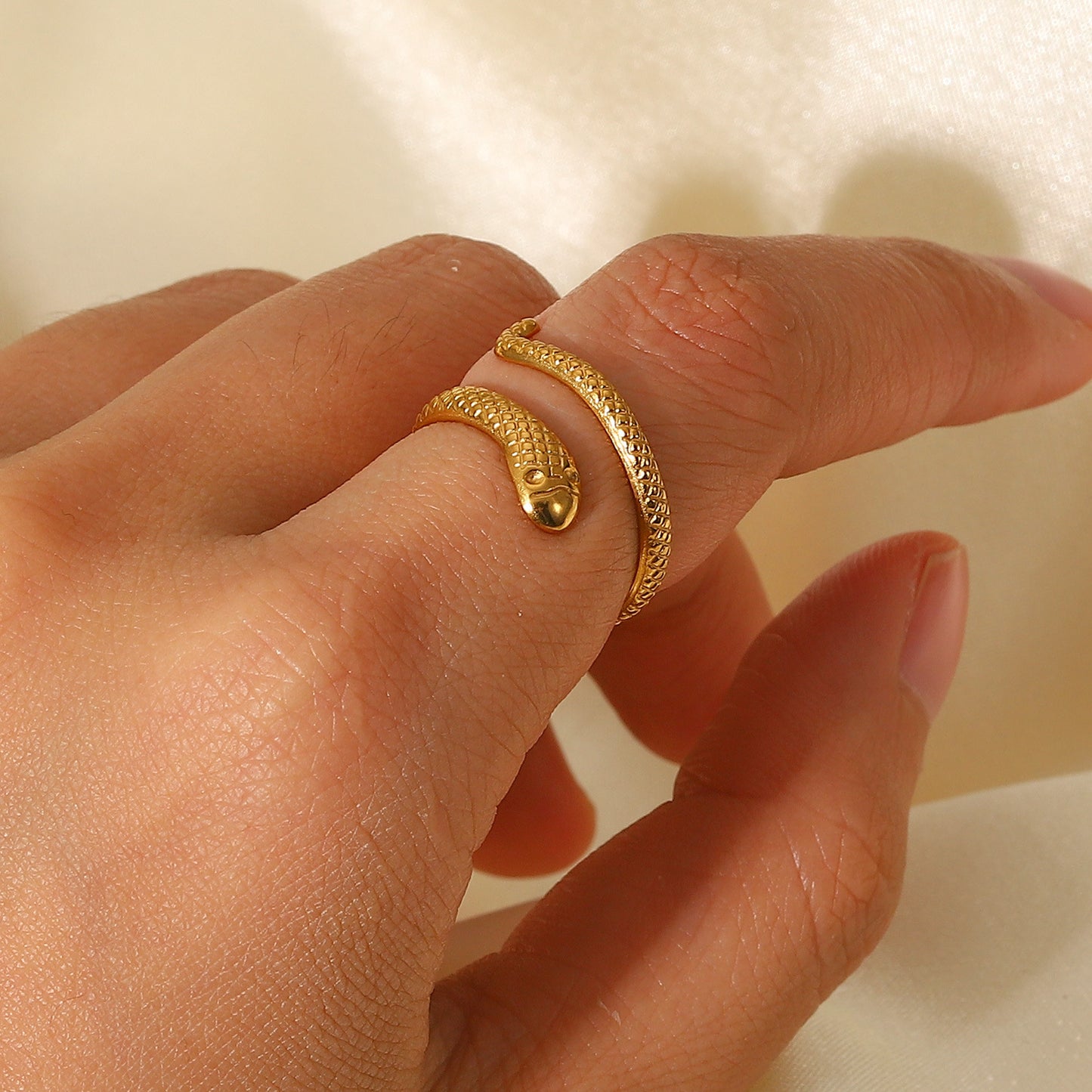 5pcs Vintage 18K Gold Stainless Steel Serpentine Open Ring Ladies Geometric Knuckle Ring Feminine Party Jewelry Accessory