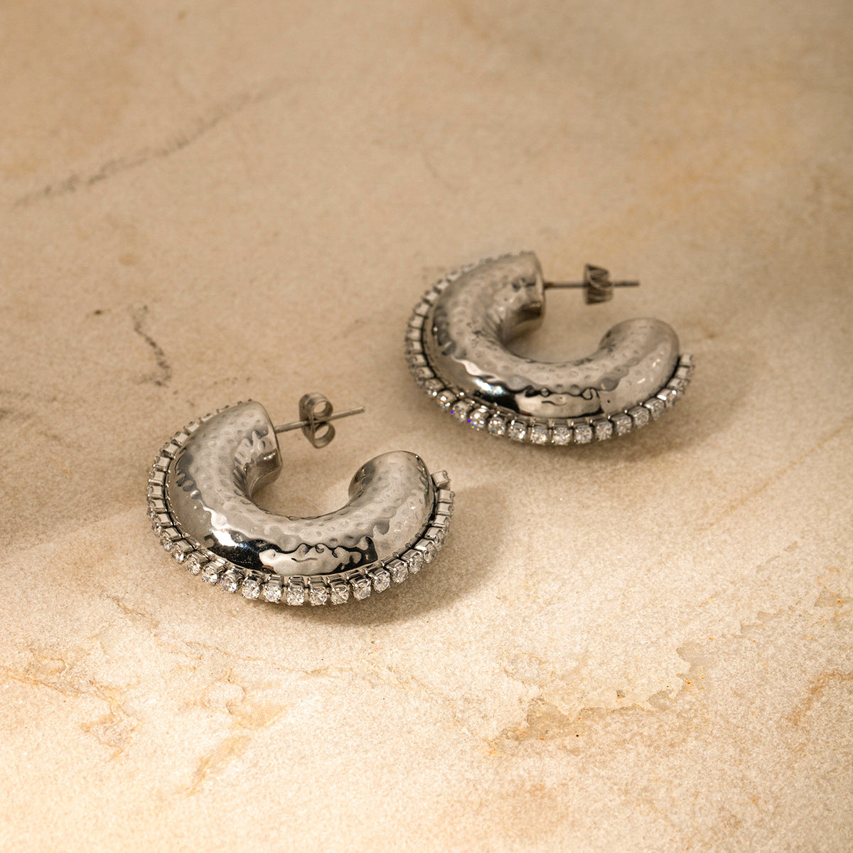 5pcs Titanium Steel 18K Gold Stainless Steel Hammer Pattern Inlaid White Diamond C-Shaped Earrings Temperament Niche Design