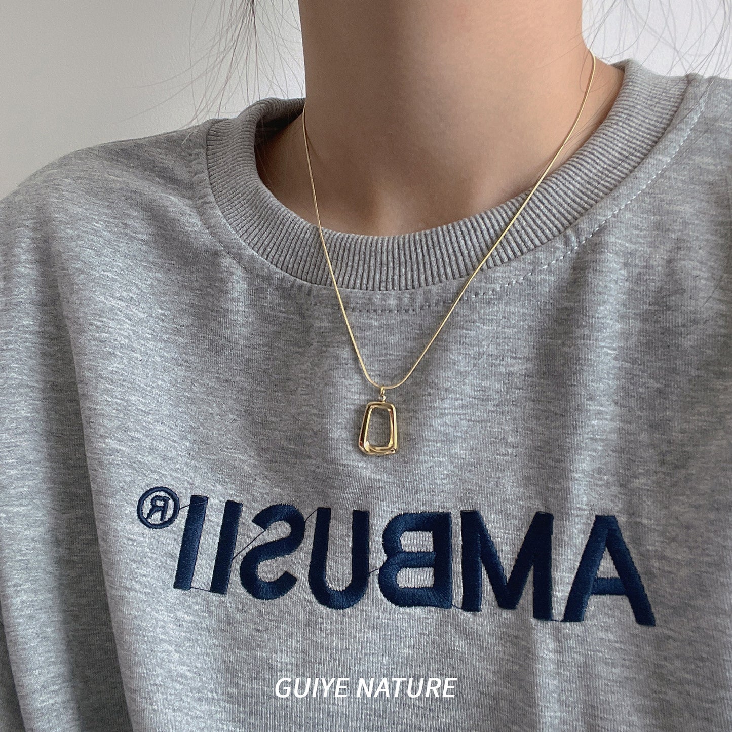 5pcs Style New Vintage Stainless Steel Trapezoidal Necklace 18K Gold Plated Hollow Square Pendant Necklace Fashion Jewelry Women