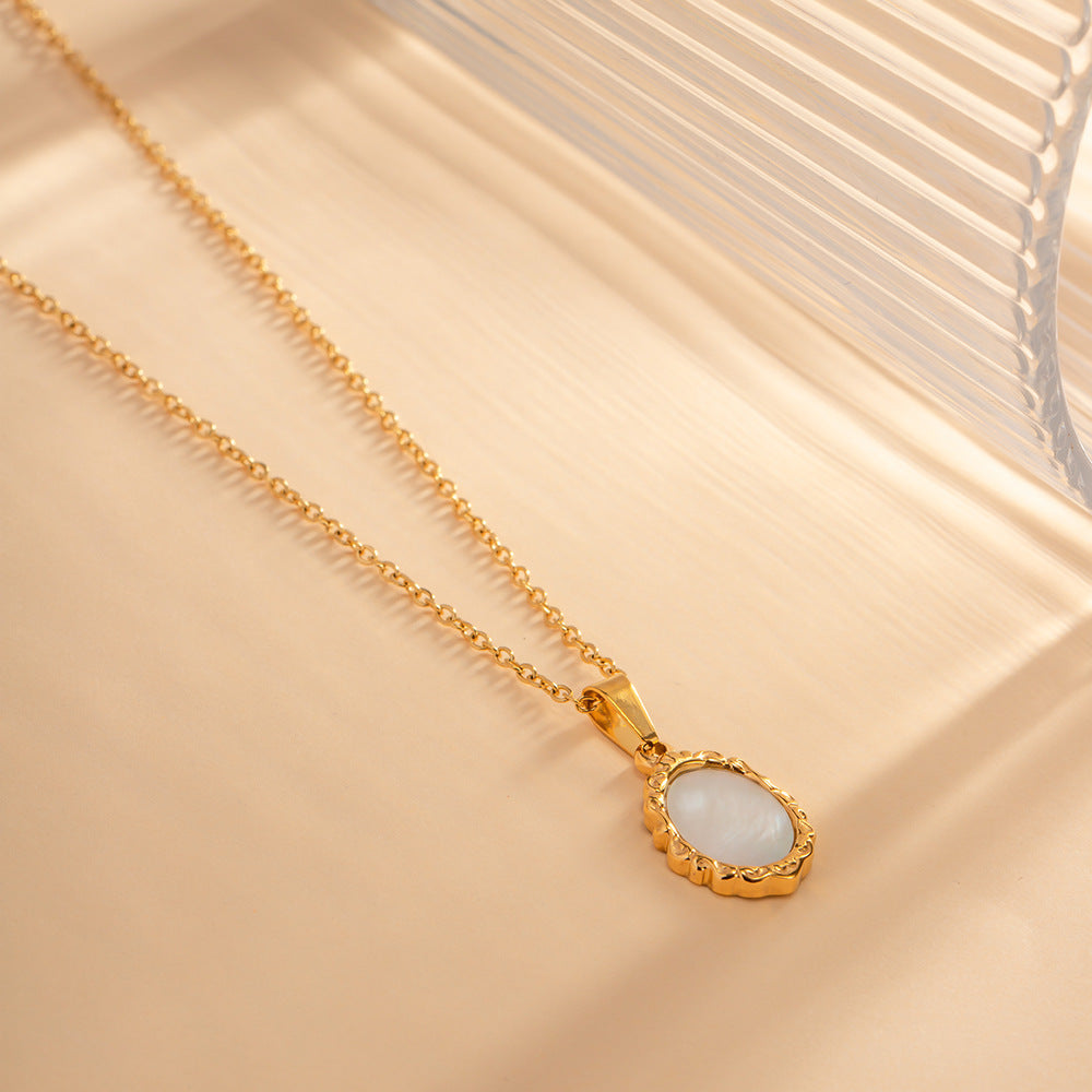 5pcs Style Fashion White Fritillary Inlaid 18K Stainless Steel Pendant Necklace Fashion Non-Fading Necklace Accessories
