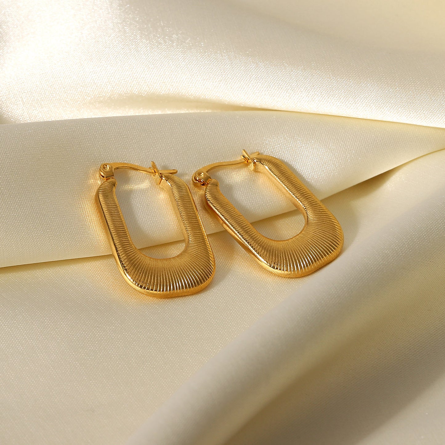 5pcs Titanium Steel Earrings Stud 18K Gold Titanium Steel Thread U-Shaped Earrings Jewelry Women's Style