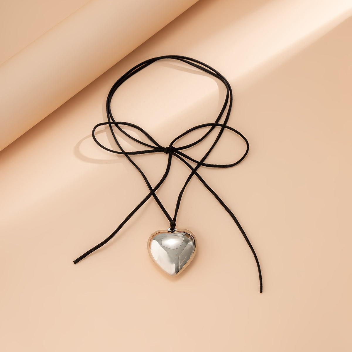 5 pcs Pull Adjustable Wax Thread Choker Collar Simple Personality Big Love Pendant Necklace