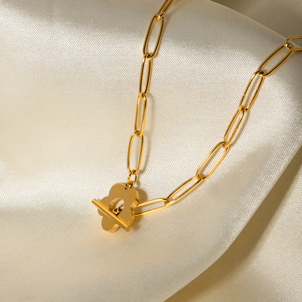 5pcs Cute Flowers Ot Buckle Girl's Collar 18K Gold Stainless Steel Jewelry Chunky Paper Clip Chain Necklace Jewelry Girl