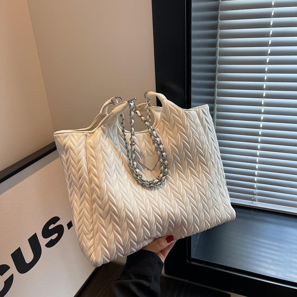 Large Capacity Bag Female New Pleated All-Lap Chain Shoulder Bag Senior Sense College Commuter Tote Bag