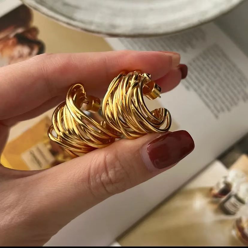 Light Luxury C-Shaped Niche Metal Heavy Industry Retro Trend New Design Sense Temperament Ear Loop Earrings