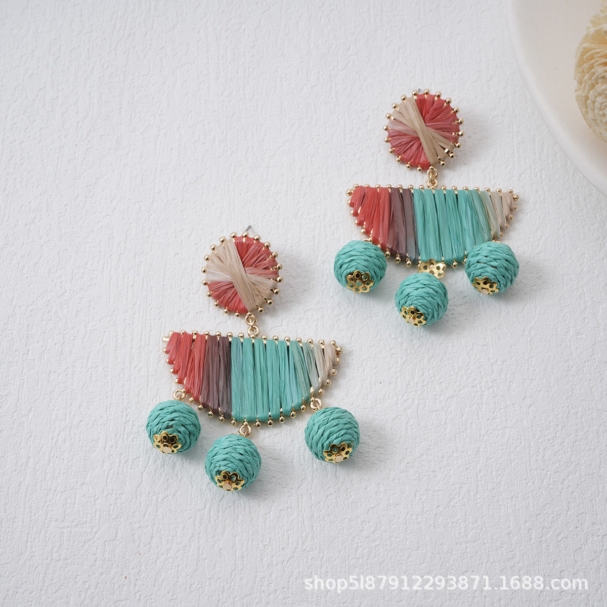5 pairs Fan-Shaped Hand-Woven Raffia Grass Round Fringe Exaggerated Female Earrings