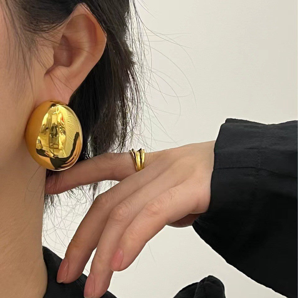 Light Luxury C-Shaped Niche Metal Heavy Industry Retro Trend New Design Sense Temperament Ear Loop Earrings