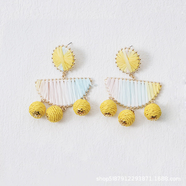 5 pairs Fan-Shaped Hand-Woven Raffia Grass Round Fringe Exaggerated Female Earrings